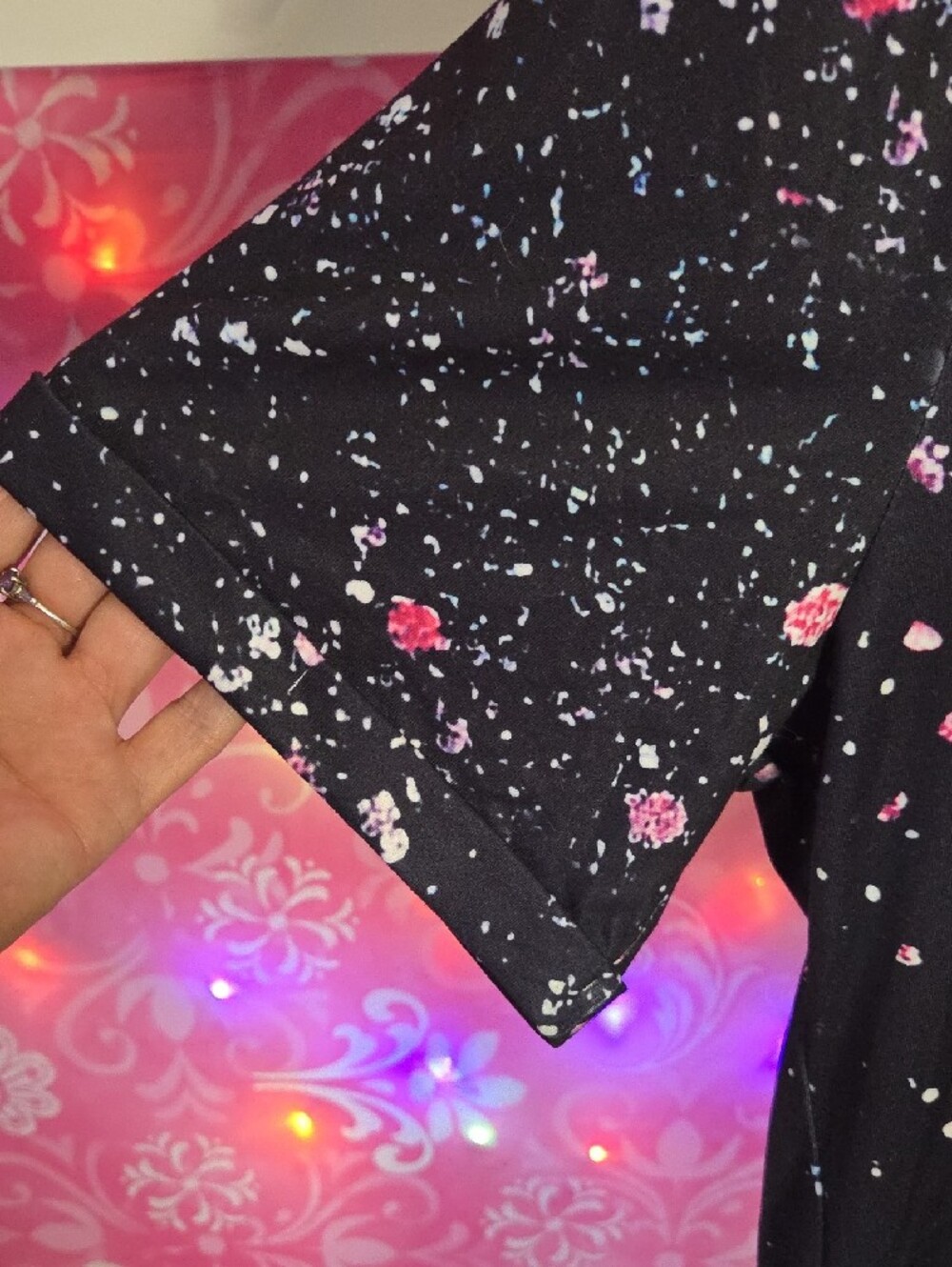 Source Unknown Black Top with Pink Flamingo Graphic - Picture 3 of 4